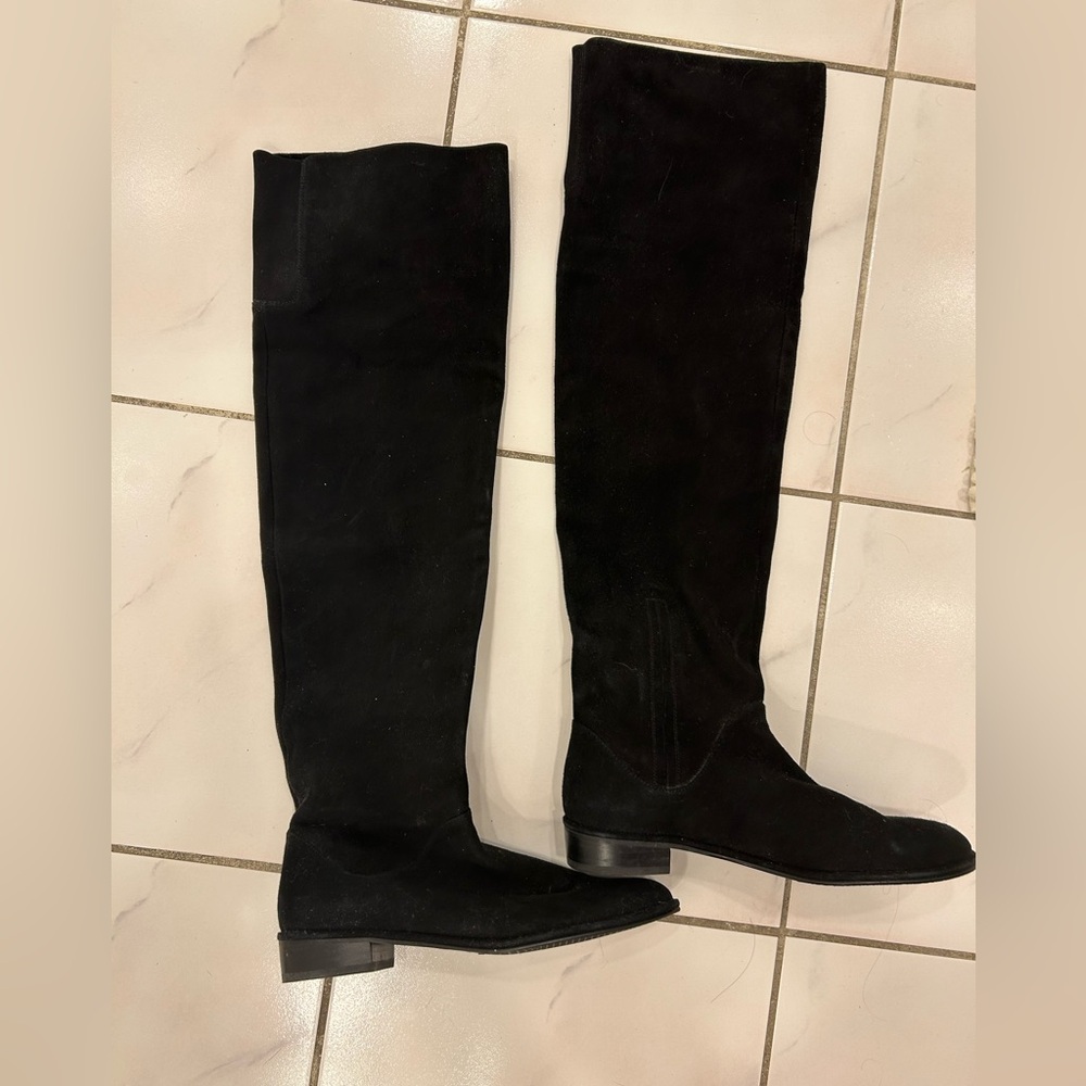 Stuart weitzman knee high boots